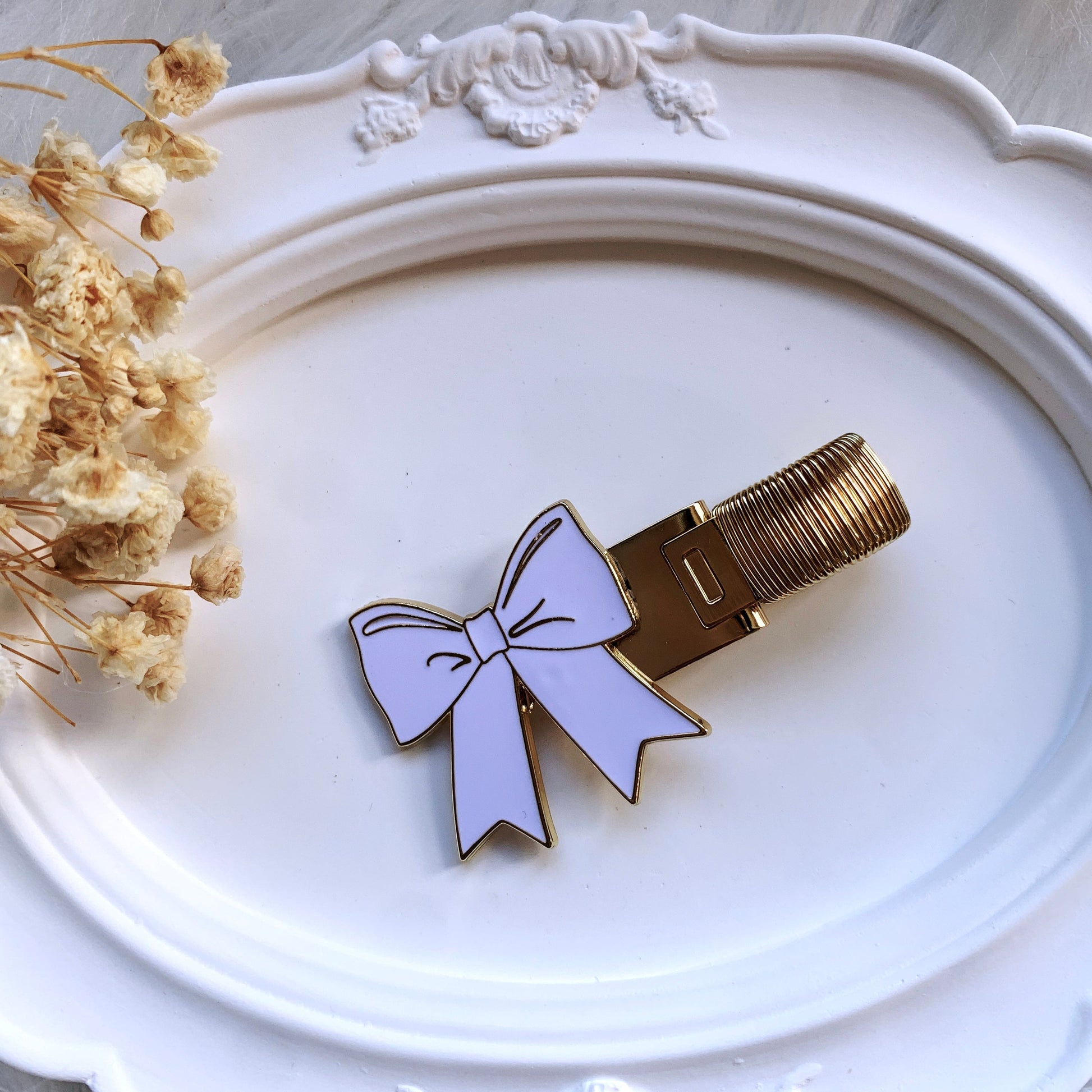 White bow pen holder planner clip